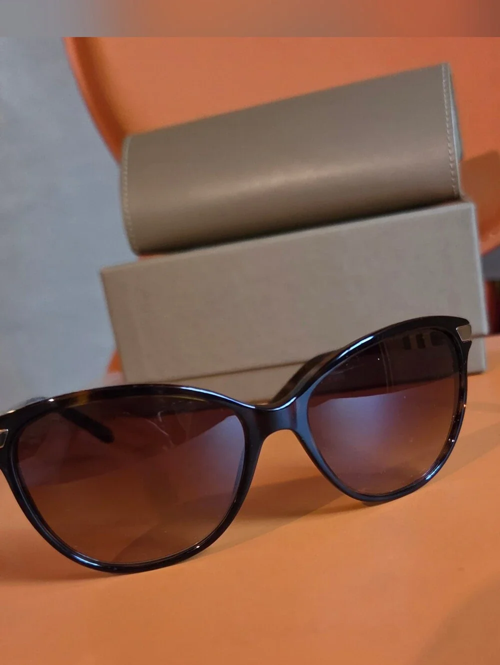 BURBERRY BE4216 Dark Havana Brown Gradient Sunglasses New with Box